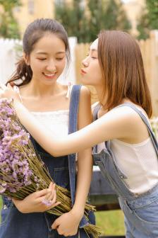 德井唯